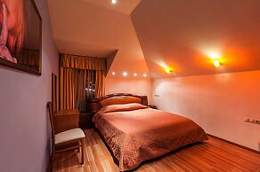 Hotel Cron