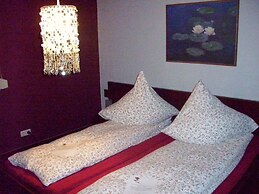 Fritzi's Art Hotel