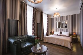 Martin Hotel