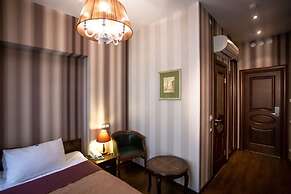 Martin Hotel
