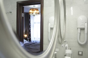 Martin Hotel