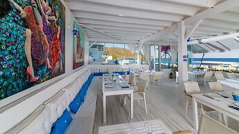 Hotel Mavi Beyaz