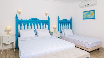 Hotel Mavi Beyaz