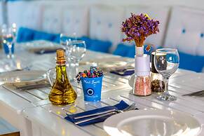 Hotel Mavi Beyaz