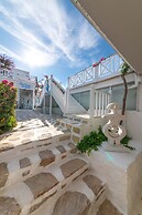 Hotel Mavi Beyaz