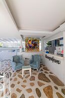Hotel Mavi Beyaz