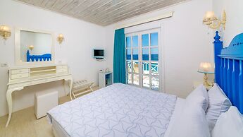 Hotel Mavi Beyaz