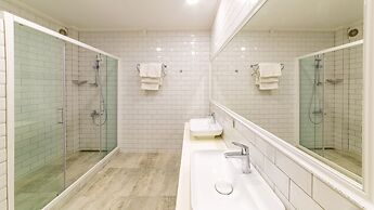 Hotel Mavi Beyaz