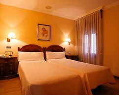 Hostal Victoria III