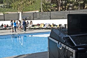 Summer Hotel