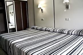 Summer Hotel