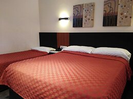 Hotel AyB Internacional