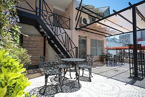 Hotel AyB Internacional