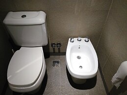 Hotel AyB Internacional