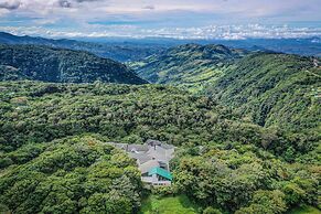 Monteverde Lodge by Böëna