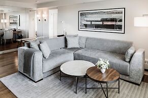 The James Hotel