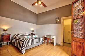 Play Hostel Soho