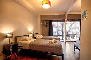Play Hostel Soho