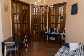 Ideal Mini Hotel - Hostel