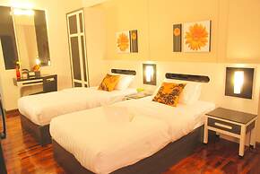 The Inn Saladaeng