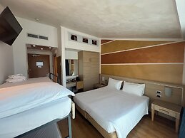 Hotel Rivus