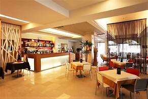 Hotel Rivus