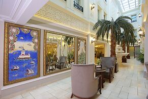 Emporium Hotel