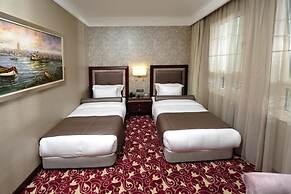 Emporium Hotel