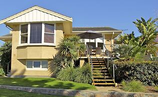 Bay 10 Accommodation