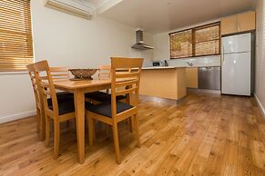 Bay 10 Accommodation