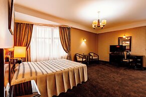 President Hotel