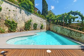 Hotel Villa Sermolli