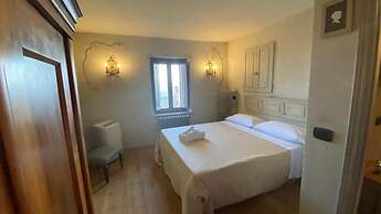 Hotel Villa Sermolli