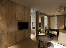 Gloria Residence