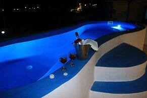 Honeymoon Beach Studios
