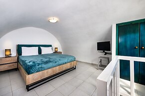 Honeymoon Beach Studios
