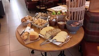 Brit Hotel Alghotel