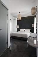 Oia Suites