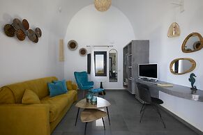 Oia Suites