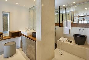 Oia Suites