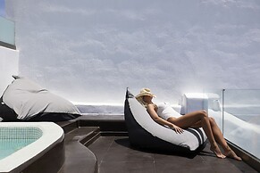 Oia Suites