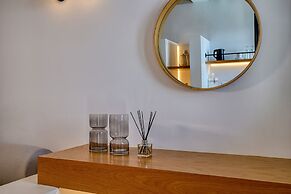 Oia Suites