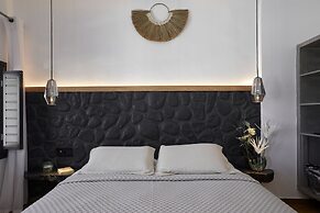 Oia Suites