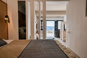Oia Suites