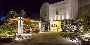 Oia Suites