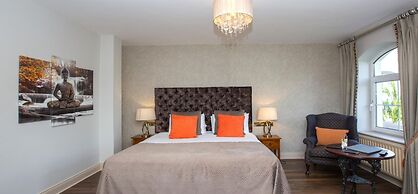 Brook Lodge Boutique Hotel