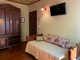 Elena Guesthouse