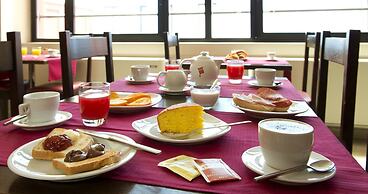Oasi Village Hotel