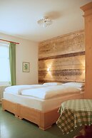 Hotel Oasi