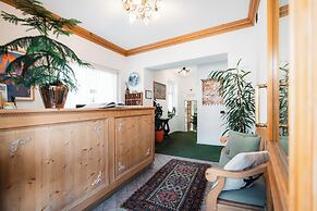 Hotel Oasi